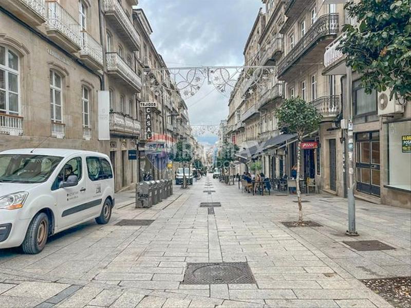 Foto a270828b-04b1-4ef3-9f3a-819e0282375a. Locale commerciale in Centro - Areal Vigo