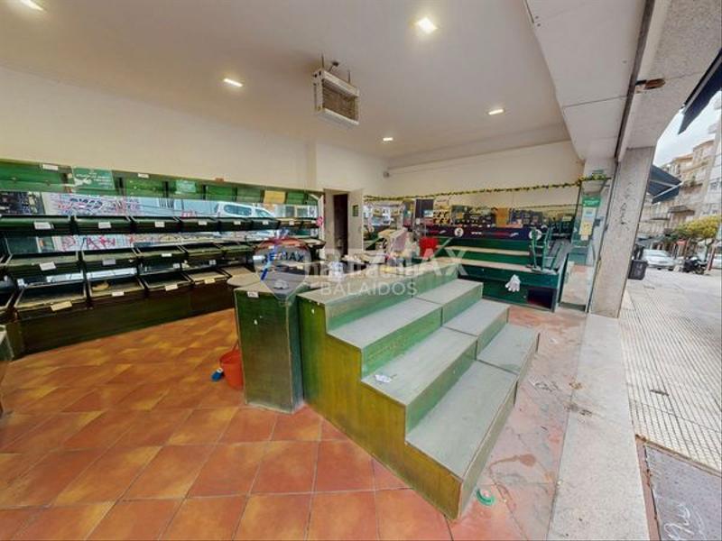 Foto e8e60798-18be-4fa3-9540-6776f14045ee. Locale commerciale in Centro - Areal Vigo