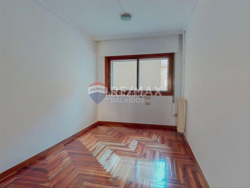 Foto 7f81dda1-cb27-4c9a-af38-41652b95c0dd. Etagenwohnung mit heizung in Fátima Vigo