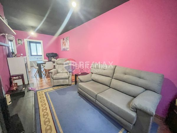 Foto a9b7ab07-73f6-4acb-b4eb-4c0bcb51b5ff. Casa aparellada a Guarda (A)