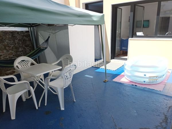Foto f43a7430-215f-419e-961f-6cc5e125fc49. Casa aparellada a Guarda (A)