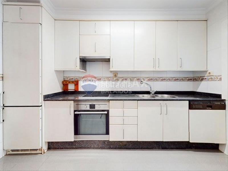 Foto 00730eeb-eafa-4782-8ba5-5cb60b695c5c. Flat with heating in Fátima Vigo