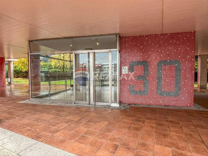 Foto 108c7f0a-3d81-46f4-977e-74e4cdb41645. Appartamento con riscaldamento parcheggio in Centro - Areal Vigo