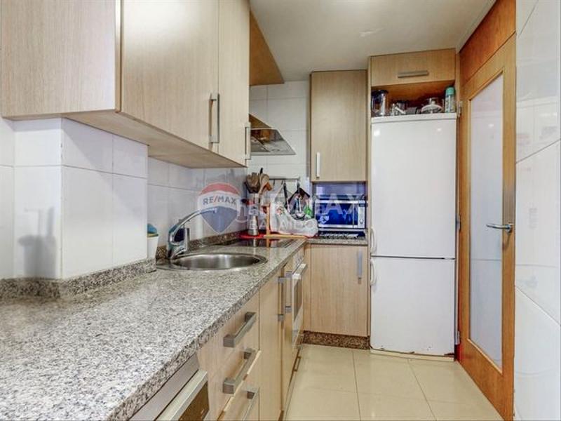 Foto 1e7c1b78-eb66-4e7f-bf0f-6c6b8c5e3b32. Appartamento con riscaldamento parcheggio in Centro - Areal Vigo