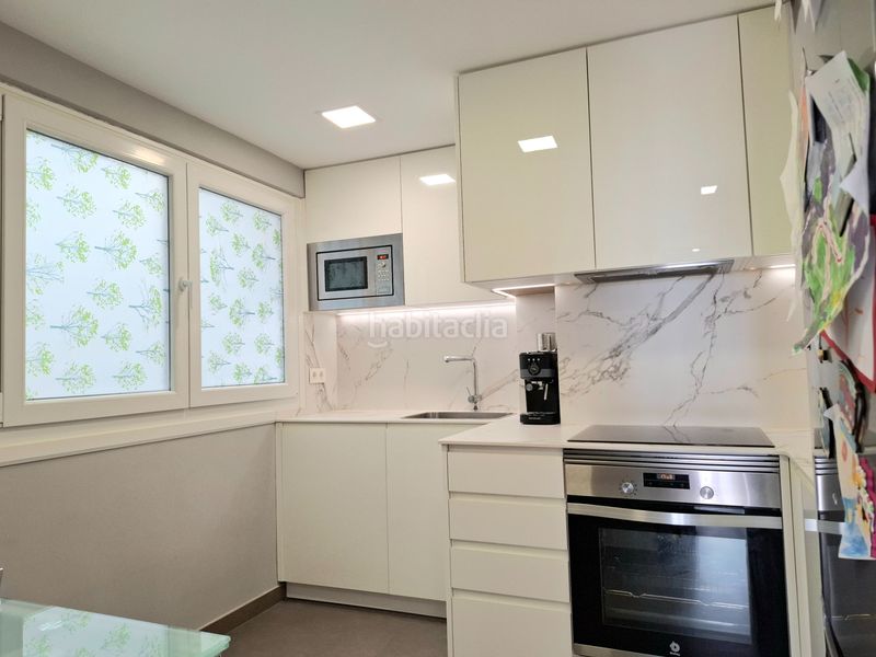 Foto d3e9b58f-cfe0-4ad0-963b-c56b33d3d3e2. Pis amb calefacció aparcament a Berbés - Peritos Vigo