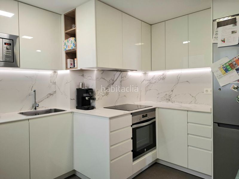 Foto e667ddc2-339e-4712-8bcf-e233027fdc7c. Pis amb calefacció aparcament a Berbés - Peritos Vigo