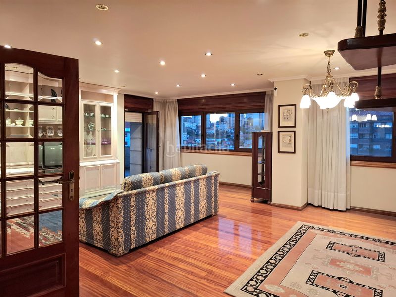 Foto 1e665fa2-a213-4118-b237-3ff0eb083fcb. Pis amb calefacció aparcament a Plaza de la industria Vigo