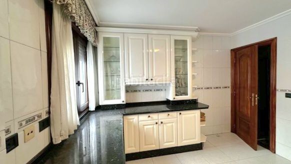 Foto 4aa9febd-7d69-4280-87d9-5528f2dad199. Pis amb calefacció aparcament a Plaza de la industria Vigo