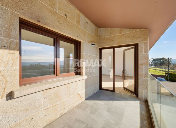 Foto 03e722eb-eb73-4626-b0c0-a619a9f38f09. Casa amb calefacció aparcament a Tomiño
