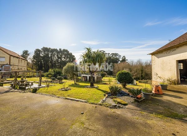 Foto e3aa886b-0ff8-46e3-a6ac-62e672abda1d. Casa amb calefacció a Tomiño