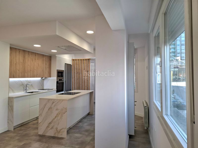 Foto 52c0007c-d125-4d81-847c-d64837455819. Pis amb calefacció a Plaza España - Corte Inglés Vigo