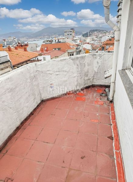 Foto 1b1fe3d2-7a6a-4851-92c5-d94981c9f720. Pis amb calefacció aparcament a Plaza España - Corte Inglés Vigo