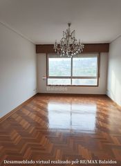 Flat  Avenida das corvaceiras