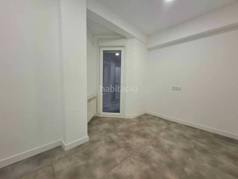 Foto 1d9587eb-5349-49e9-9fa3-2c9de61974da. Piso en Plaza España - Corte Inglés Vigo