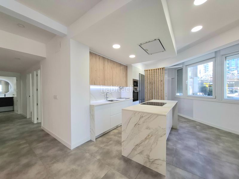 Foto 4f638b3c-6031-4bb9-8d5c-d57ecec129c2. Piso en Plaza España - Corte Inglés Vigo