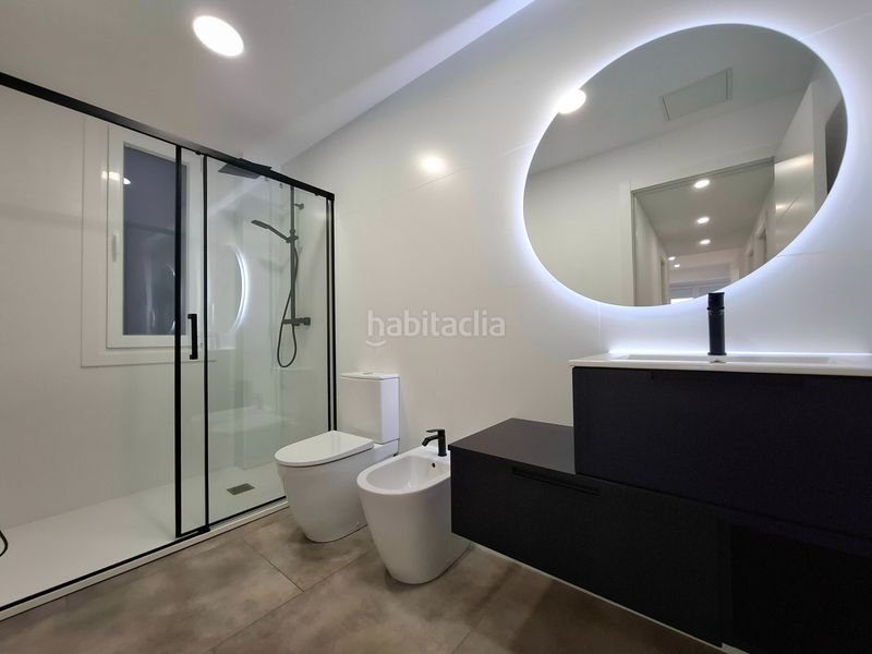 Foto acbe00e7-5c2c-413d-8b48-4988eec2cd4f. Piso en Plaza España - Corte Inglés Vigo