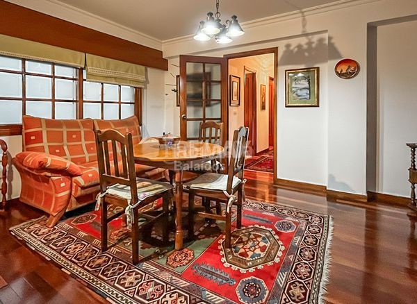 Foto 8dd6b94d-2f1f-49d9-959d-6ef5102fff19. Piso en Plaza España - Corte Inglés Vigo