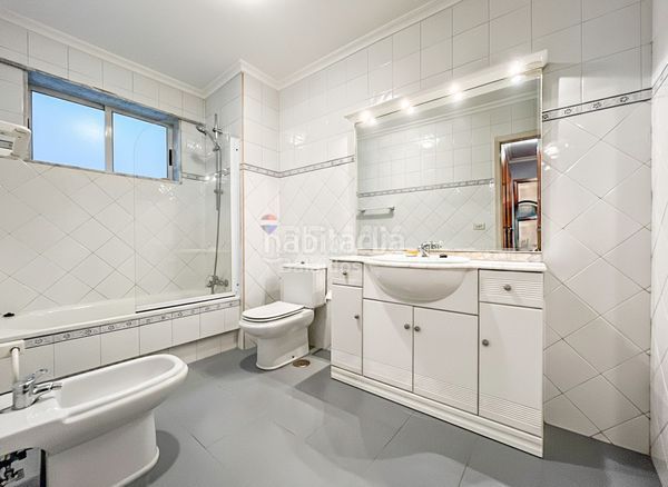 Foto c309e393-7fb4-4d87-a7b2-c89c6e87625c. Piso en Plaza España - Corte Inglés Vigo