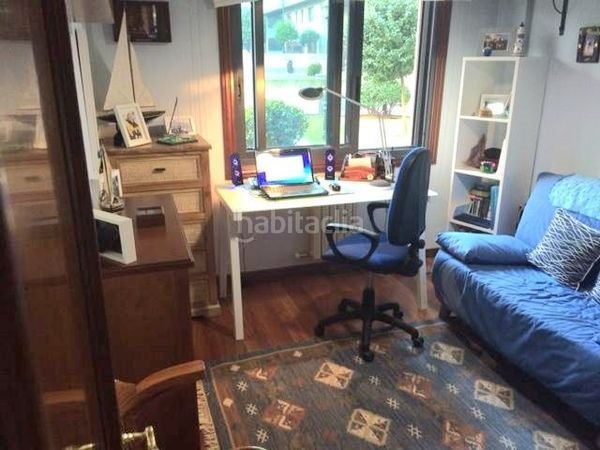 Foto 1ae7e7fa-1862-4f27-8c91-5db5bbcc6b37. Piso en O Castro Vigo