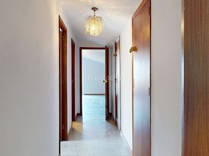 Foto 52f5f063-f39b-4a07-b3c5-0b89b3e587e3. Pis amb calefacció aparcament a Fátima Vigo