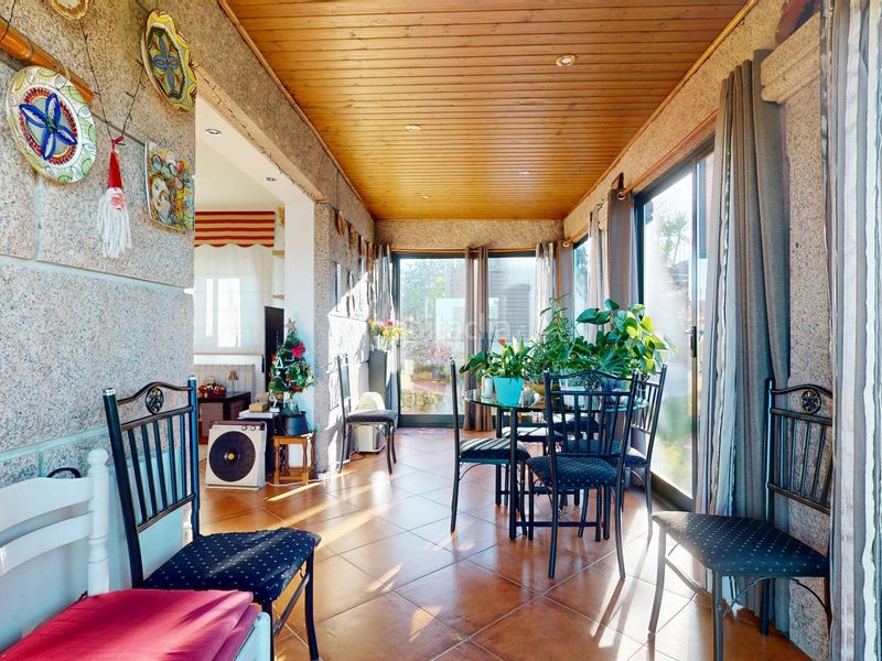 Foto 28147b24-87f5-451e-9161-2ab394647247. Casa amb calefacció aparcament a Sardoma - Castrelos Vigo