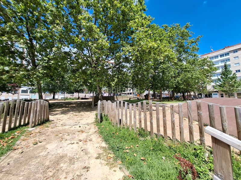 Foto d9343f1c-20df-4d25-9bf0-0fc9d1141b41. Pis amb calefacció aparcament a As Travesas - Balaidos Vigo