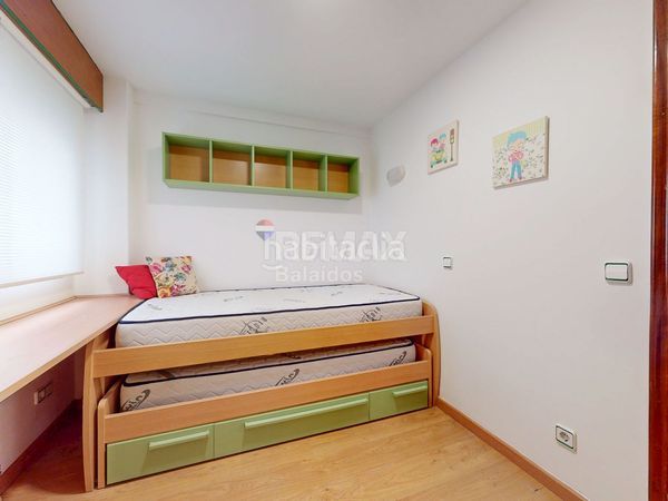 Foto 8d209799-c218-420e-95d7-aa980cfeccaf. Pis amb calefacció aparcament a Berbés - Peritos Vigo