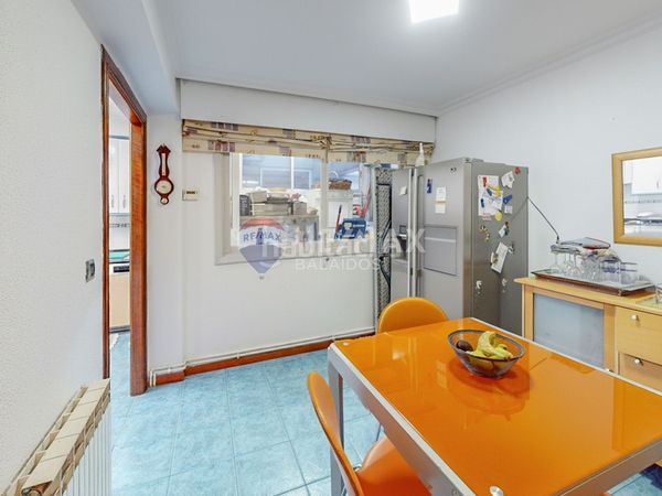 Foto 5bc7164c-5892-4ddc-8e6c-f8703b2b9b1f. Pis amb calefacció a Coia Vigo