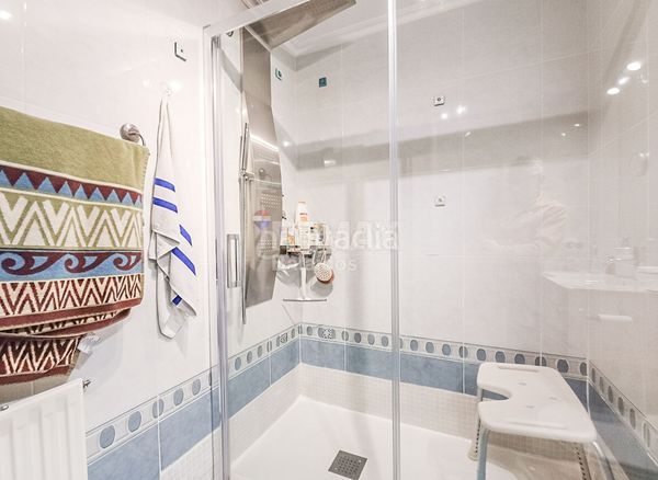 Foto 0aa7ea4f-abbc-4b35-849d-013dcc630754. Pis amb calefacció aparcament a Alcabre Vigo