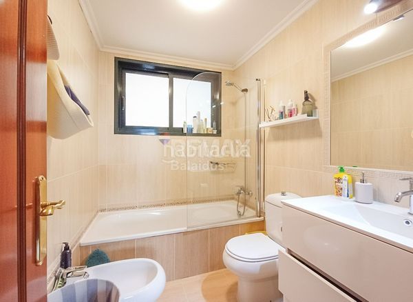 Foto 7ca31ad5-19fb-424b-b5aa-937266f21cc4. Pis amb calefacció aparcament a Alcabre Vigo