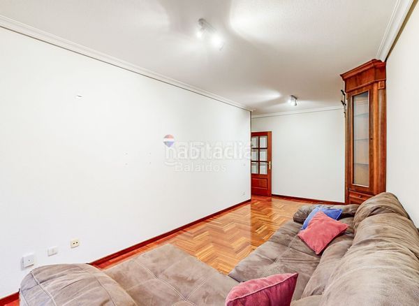 Foto 5998d4e9-9638-4f5f-9dec-742850aca088. Pis amb calefacció aparcament a Teis Vigo