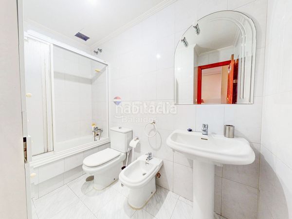 Foto c3a2a8da-50ac-484c-85db-03dd99ea64aa. Pis amb calefacció aparcament a Teis Vigo