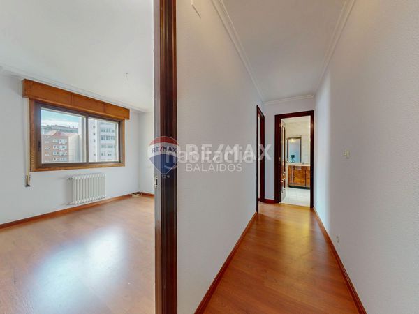 Foto a57623f8-7f78-4fe0-b1b6-20ad5377aa96. Pis amb calefacció aparcament a Fátima Vigo