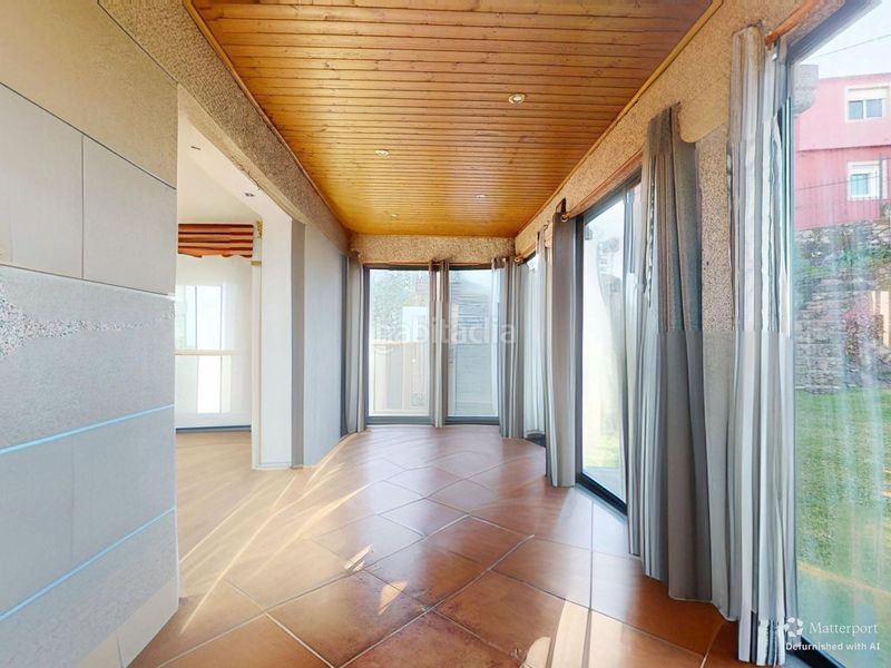 Foto 89aa4b59-8ea4-420a-a453-73a562e2ef1a. Casa amb calefacció aparcament a Sardoma - Castrelos Vigo