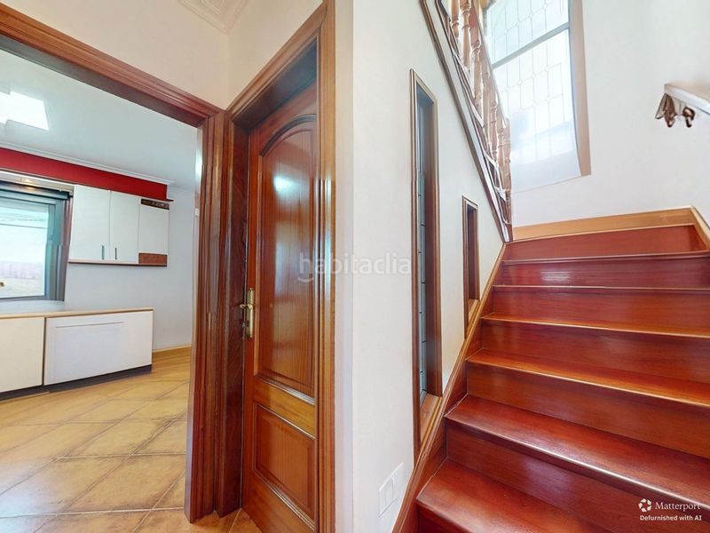 Foto a242db87-8c1e-46bc-9dff-e23659133fc9. Casa amb calefacció aparcament a Sardoma - Castrelos Vigo