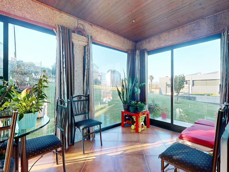 Foto ba5f9172-16b7-4071-a066-5f02e9a665aa. Casa amb calefacció aparcament a Sardoma - Castrelos Vigo