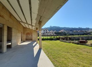 House  Travesia de novas