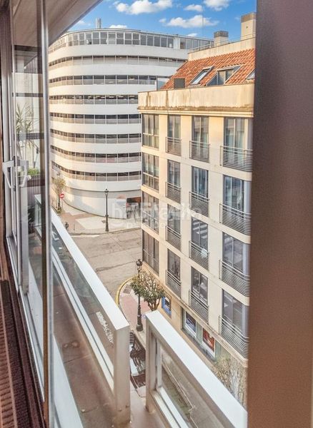 Foto 663d205b-4675-4149-be9f-9a95379ca1df. Pis amb calefacció aparcament a Plaza España - Corte Inglés Vigo