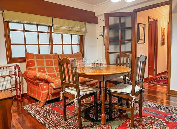 Foto 8d0cecf2-4886-4926-a446-6dfc379649dc. Pis amb calefacció aparcament a Plaza España - Corte Inglés Vigo