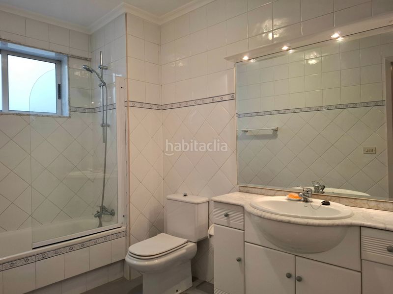 Foto dd3e04ea-acda-4608-8fe6-cb628dc1caaf. Pis amb calefacció aparcament a Plaza España - Corte Inglés Vigo