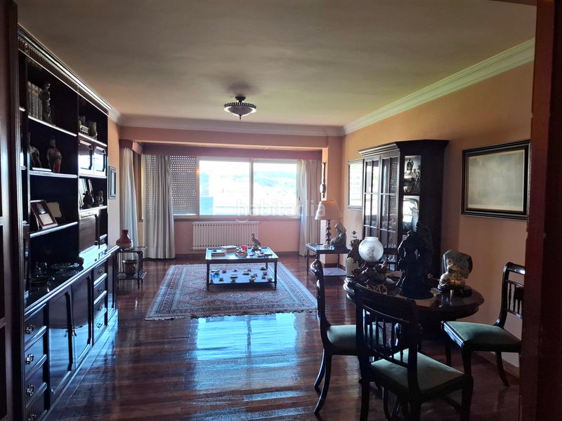 Foto f8de2204-9a01-4991-b834-22bb854c72fc. Pis amb calefacció aparcament a Plaza España - Corte Inglés Vigo