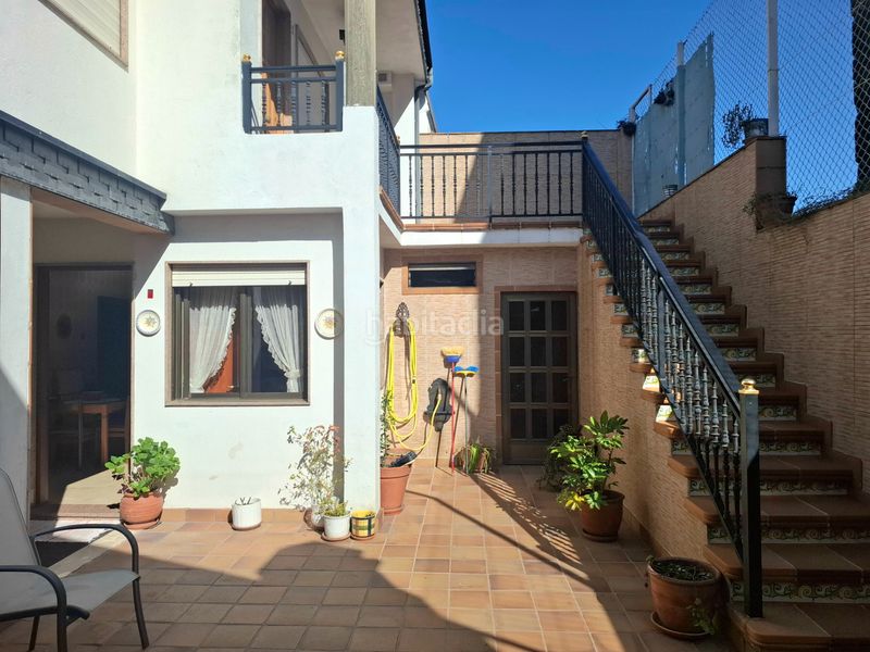 Foto 1f5c1804-2499-44a8-b3ec-e035652877c7. Casa adossada amb calefacció a Comesaña - Matamá Vigo