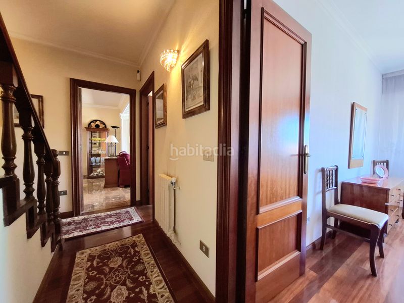 Foto d171c137-6048-4192-a3ed-e311c68700cd. Casa adossada amb calefacció a Comesaña - Matamá Vigo