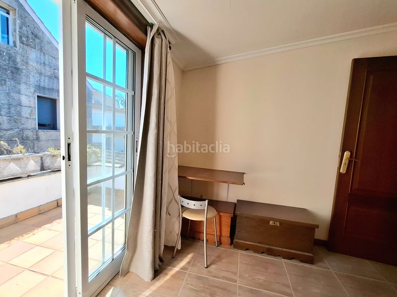 Foto d87b73dd-e095-4ef9-a620-2d2aaf1a3d2a. Casa adossada amb calefacció a Comesaña - Matamá Vigo