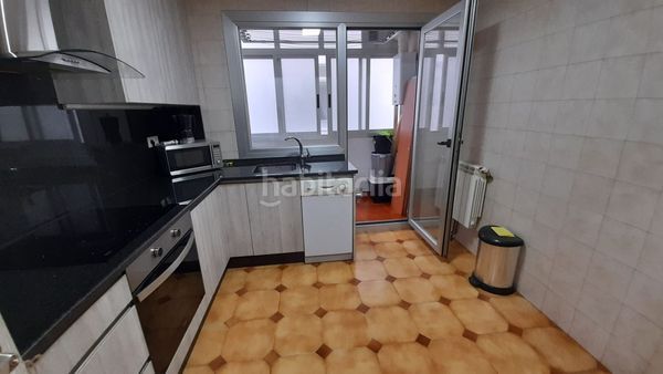 Foto 5f02e12e-8d20-4f7d-acff-e7c34322dbda. Pis amb calefacció aparcament a As Travesas - Balaidos Vigo