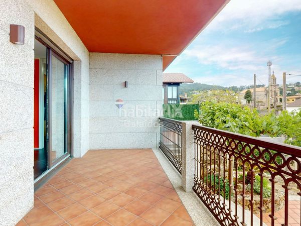 Foto 6ff4e647-de55-4703-8886-5aa65e4e3f29. Casa amb calefacció aparcament a Coruxo - Oia - Saiáns Vigo