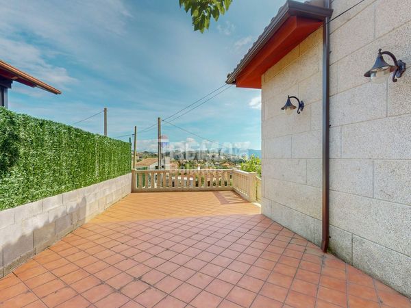 Foto b1d33664-7949-4863-a8ef-0be8226eb9ff. Casa amb calefacció aparcament a Coruxo - Oia - Saiáns Vigo
