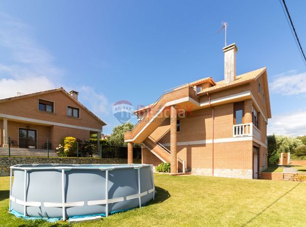 Foto 9aa914d8-2ce8-4dcb-b12f-8ae5be05cfc8. Casa en Guarda (A)