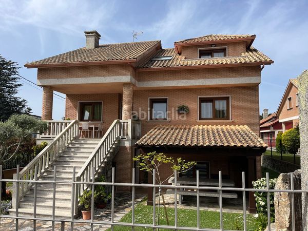 Foto db0ea8f3-70d7-4de1-808c-91576a9fe1d3. Casa en Guarda (A)