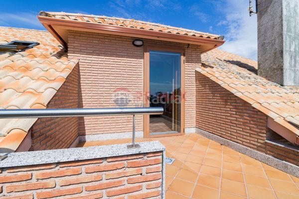 Foto dc9d51a5-1dc3-4e8e-b672-344444d41a7d. Casa en Guarda (A)